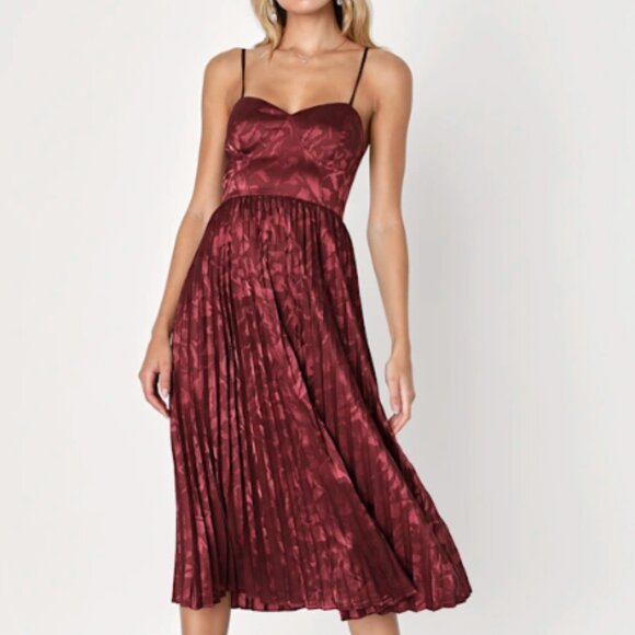 Lulus Chic Sensibility Burgundy Satin Jacquard Pleated Midi Dress Red - Size XL - Picture 1 of 4